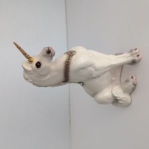 Rare Windstone Young Sitting  Unicorn Figurine Pena 91